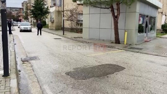 Marjon Mitro shpëton për mrekulli, një plumb e merr në krah, tjetri 'i qeth' kokën! Gjendet një 'Land Rover' i djegur (VIDEO)