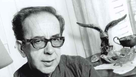 Sot Ismail Kadare mbush 85 vjeç! Rama: Mirënjohës për monumentin që i ka ngritur gjuhës shqipe! Meta: Shprehësi më i jashtëzakonshëm i fuqisë së mendimit të kombit