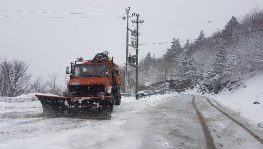 Dëborë në pranverë, zbardhet Dardha