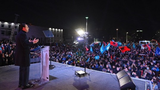 PD nis fushatën në mungesë respekti të jetës! Me qindra militantë të grumbulluar, harrojnë COVID! Basha: Misioni im hyjnor, të hyjmë në BE, të lëmë pas 8 vite ngecje  