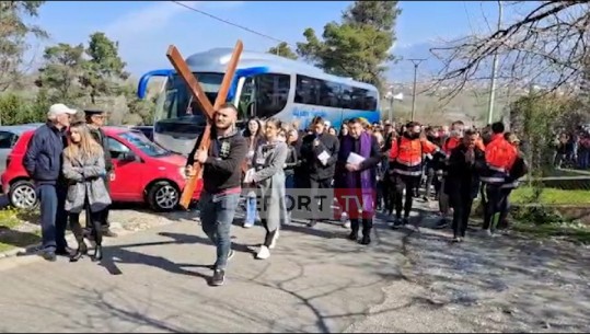 ‘Udha e Kryqit’, një javë para Pashkëve besimtarët e krishterë ngjiten në malin e Taraboshit