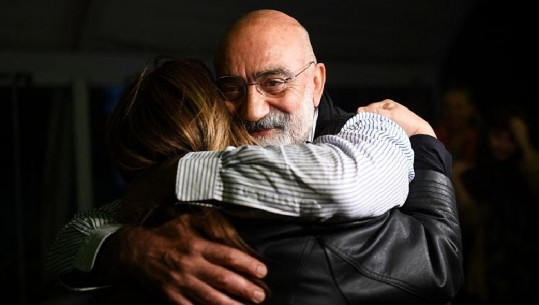 GJEDNJ: Turqia shkeli të drejtat e gazetarit të burgosur Ahmet Altan