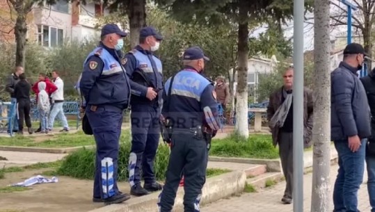 Shoqërimi në komisariat për lojërat e fatit, vëllezërit Fufi i bëjnë pritë dhe dhunojnë policët, efektivi plagos nga pakujdesia 2 kolegët në Mamurras