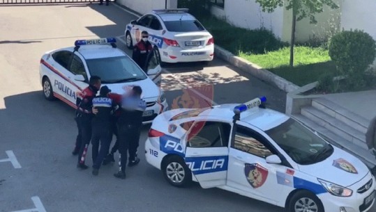 Shfrytëzoi për prostitucion 15-vjeçaren, arrestohet në Tiranë i riu i shpallur në kërkim, i dënuar me 7 vjet burg