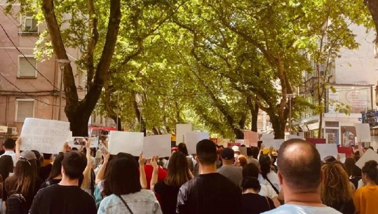 Protesta kundër abuzimeve seksuale, reagon kreu i KMSH: Raste të tilla duhen dënuar pa mëdyshje, kemi detyrim të reagojmë ndaj së keqes