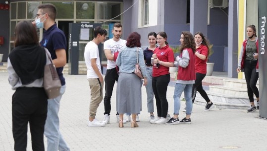 Regjistrimet e klasave të para dhe të 10, nga 21 gushti deri më 1 shtator faza e dytë e aplikimeve! Procedura zgjat vetëm pak minuta