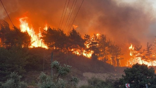 Turqia, 11 ditë në përballje me zjarret, 13 vatra ende aktive në 5 provinca 