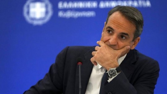 Greqia në përballje me krizën më të madhe të zjarreve! Mitsotakis, bën ndryshime në kabinetin qeveritar pas polemikave 