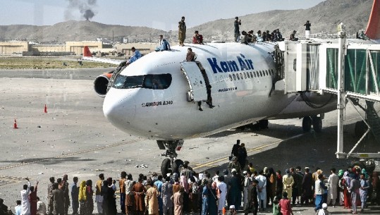 Afganistan/ Talebanët vrasin familjarin e gazetarit të DW! Bllokojnë aeroportin e Kabulit, s'lejojnë bashkëpunëtorët e SHBA-NATO të largohen, i kërcënojnë me vdekje