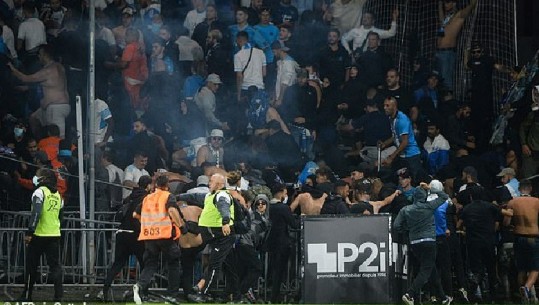 Futbolli francez kthehet në arenë boksi, tjetër sherr masiv mes tifozëve! Incidenti i 3 në harkun kohor të 1 muaji