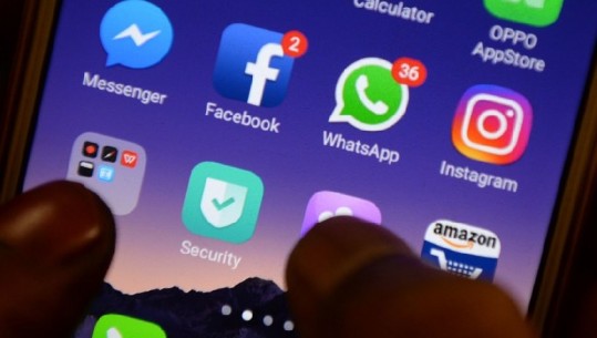  'Blackout' prej disa orësh, bien Facebook, Instagram dhe WhatsApp! Rikthehen pas disa orësh, Zuckerberg humb 7 miliardë dollarë