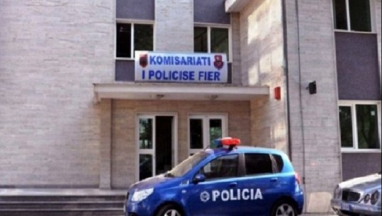 Organizonin lojëra fati në lokal, një i arrestuar në Fier, vihet nën hetim 16-vjeçari