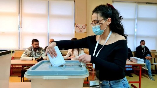 Zgjedhjet lokale në Kosovë, përfundon pa incidente procesi i votimit! 19 komuna e zgjidhën sot çështjen e kryetarit, LVV-ja s’fiton askund pa balotazh