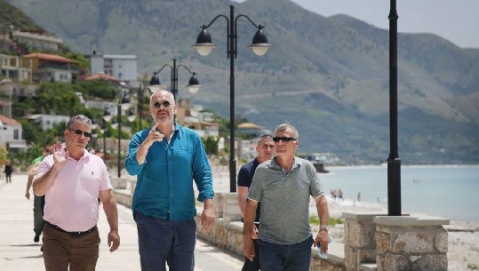 Rama bën shembull të keq kryebashkiakun e Himarës, Jorgo Goro: Modeli të fjeturit gjumë, përballë plehrave