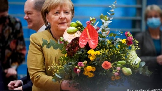 Angela Merkel largohet, po çfarë do të bëjë ajo në të ardhmen?