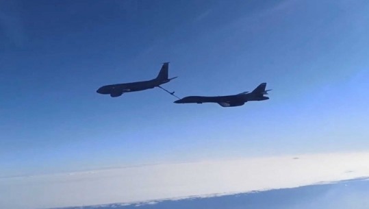 Rusia: Aeroplanët amerikanë dhe francezë të përgjuar nga luftëtarët rusë në Detin e Zi