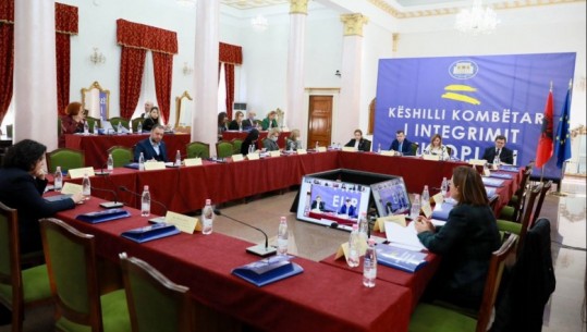 Këshilli i Integrimit/ Tabaku: Të mos fshihemi pas vetos së Bullgarisë! Ministrja e Jashtme: Vendi mbetet dëm kolateral i mosmarrëveshjes Bullgari-RMV! Mazi: Shoqëria civile të jetë më aktive