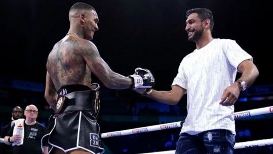 Florian Marku e sfidoi publikisht, Amir Khan fërshëllehet nga tifozët pasi refuzoi përballjen me Conor Benn