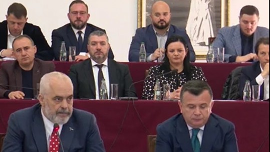 PS merr vendimin: Ornaldo Rakipi nuk përjashtohet, përgjegjësia e Aqif Rakipit 'Non Grata' është personale