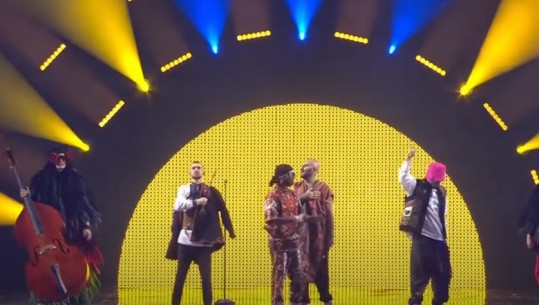 'Faleminderit që mbështesni Ukrainën', ja performanca e grupit ukrainas që ngriti në këmbë publikun dhe shpërthyen duartrokitjet në Eurovision (VIDEO)