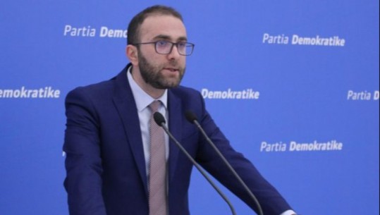 Bardhi i përgjigjet Berishës: Hiq dorë nga PD, po rrezikon shpalljen e saj 'non grata' në PPE