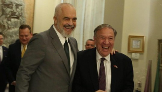 Një përgënjeshtrim për grupin e Berishës, që akuzuan Mike Pompeo se mori një shumë të majme për t'u shfaqur krah Ramës