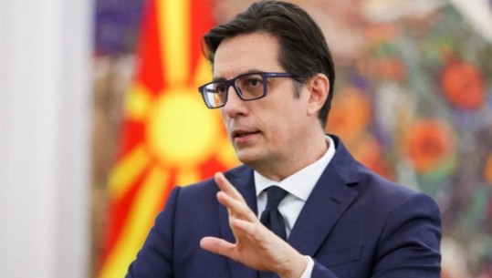 Situata në veri të Kosovës, Pendarovski: Mos të krijohet panik, NATO e ka nën kontroll situatën