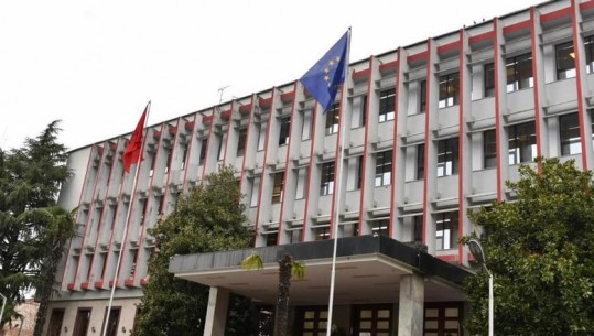 Ambasada tha se s’ka marrë të dhëna për arrestimin e dy rusëve, Ministria e Jashtme: Nota erdhi më 23 gusht, kemi nisur kërkesat për informacione