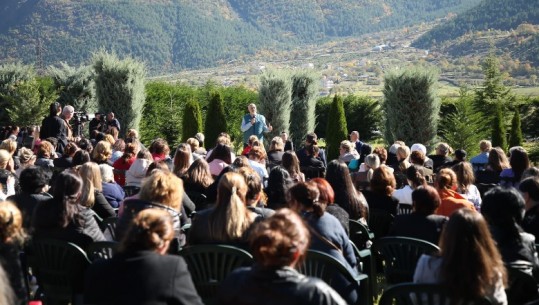 Çmimi i ri i energjisë, Rama me gratë në  Bulqizë: Të vendosur të mbrojmë çdo familje nga kriza e luftës