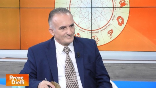 Pritet një javë plot supriza, parashikimi yjeve sipas astrologut Jorgo Pulla: Ja cilat janë shenjat më të favorizuara (VIDEO)