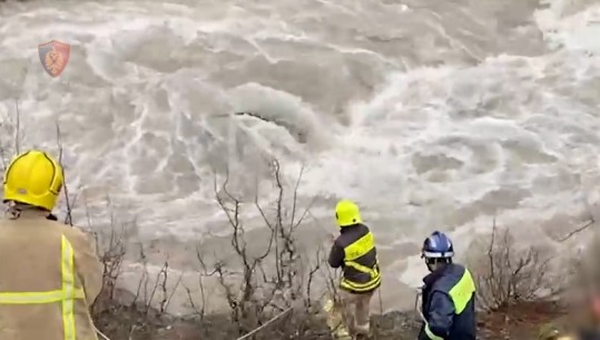 Moti i keq/ Po udhëtonin me makinë në Bogë, zhduken babë e bir, i mori rrjedha! Të hënën kërkime me dron! Rama: 100 efektivë nga Forcat Tokësore drejt Shkodrës (VIDEO)