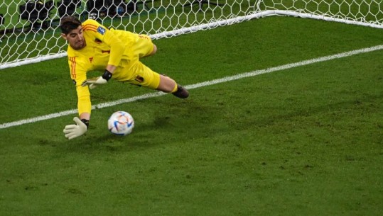 VIDEO/ Courtois bën heroin te Belgjika, Kanadaja gabon nga 11 metra me lojtarin e Bayern Munich