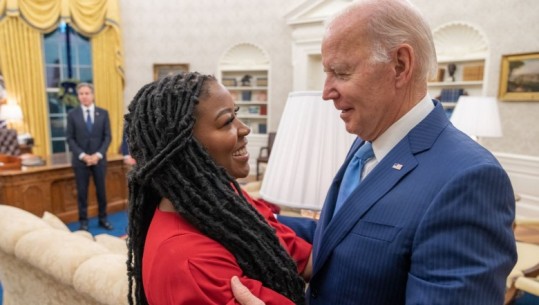 SHBA shkëmben basketbollisten e burgosur në Rusi me tregtarin e armëve rus, Biden: Po kthehet në shtëpi, është e sigurt