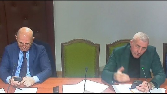 VIDEO/ Deputeti i PD: Shoferi im bëri parakalim të gabuar dhe iu mor patenta, por ne kishim hall! Pëllumbi: Kodi është i njëjtë për të gjithë