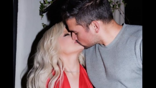 Bebe Rexha më e dashuruar se kurrë, poston foto duke u puthur me partnerin