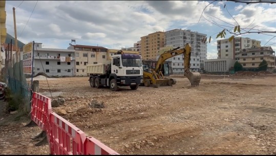 Lezhë/ Prishet fusha e futbollit ku stërvitet ekipi i Besëlidhjes! Ish-futbollistët: Po zhduket historia! Ndreu: Po ndërtojmë park me lojëra dhe fusha tenisi