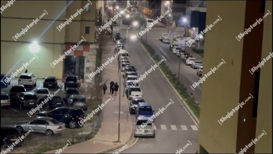 Tërmet me magnitudë 4.7 ballë me epiqendër në Klos, lëkundjet ndihen edhe në Lezhë, qytetarët dalin nga banesat  (VIDEO)