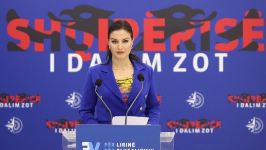 Dhunimi i gazetarit të Report Tv Elvis Hila, PD dënon sulmin: Liria e shprehjes është e shenjtë! Të ndëshkohen të gjithë ata që guxojnë të godasin nga raportimi i së vërtetës