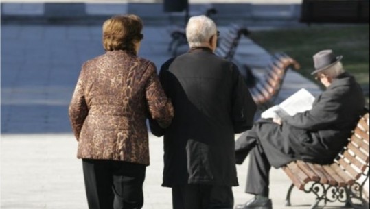 Skandal në azilin e Shkodrës, Avokati i Popullit: Gjetëm ilaçe të skaduara deri në 3 muaj! Mungon personeli 