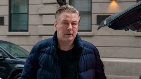 Aktori, Alec Baldwin shpallet i pafajshëm për vrasjen e kineastes gjatë xhirimeve të filmit