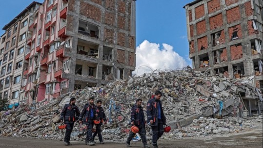 Tronditet sërish Turqia! Tjetër tërmet 5.2 sipas shkallës Rihter