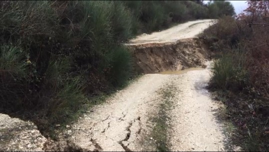 Këlcyrë/ Shirat shembin rrugën në Katundisht, izolohen 100 banorë