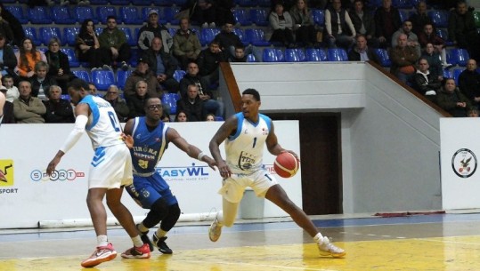 Basketboll/ Teuta mposht Tiranën dhe merr kreun, Besëlidhja kërcënon durrsakët! Vllaznia s'di të fitojë