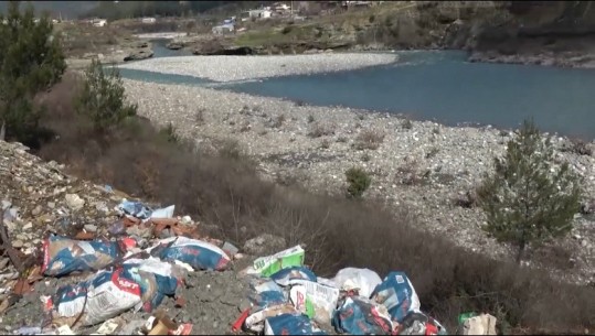 Plehrat e Tepelenës dhe Memaliajit kërcënim për Parkun Kombëtar të Vjosës! Bashkitë: Presim ndërtimin e landifillit të ri në Delvinë