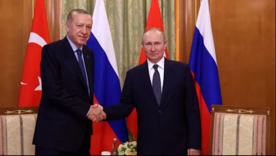 Putin përgëzon Erdoganin: Fitorja në zgjedhje ishte rezultat i natyrshëm i punës tuaj vetëmohuese për popullin turk