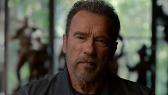 Rrëfimi në Netflix i Arnold Schwarzenegger: Të rritesh me baba nazist!