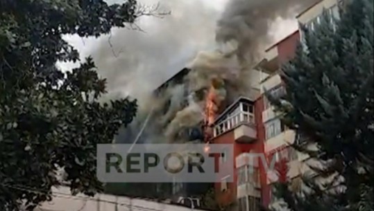 Flakët shkrumbojnë pallatin në Tiranë, fasada bie copa-copa (VIDEO)