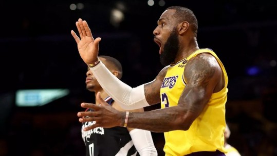 LeBron James vendos dy rekorde të reja në NBA