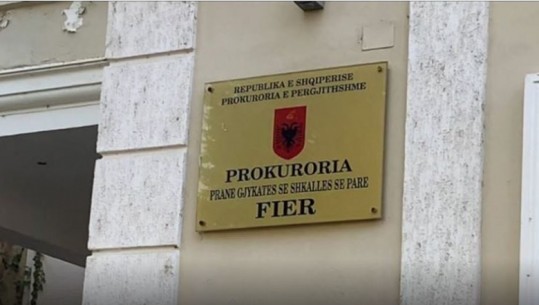 Fier/ Në ambiente publike me pistoleta Glock, tre të arrestuar me urdhër të Prokurorisë