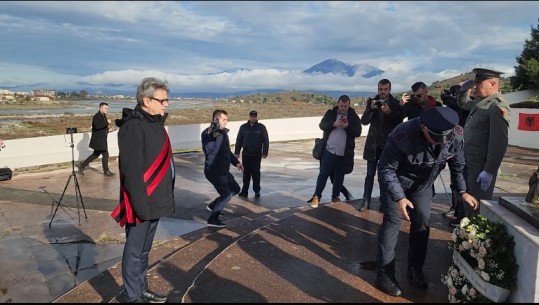 Për herë të parë pas 32 vitesh, Bashkia Shkodër nderon të rënët për çlirimin e Shqipërisë më 29 Nëntor